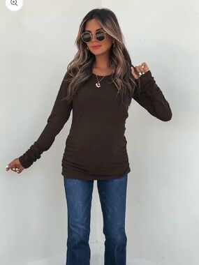 Long Sleeve Ruched Side Women’s Top - Brown